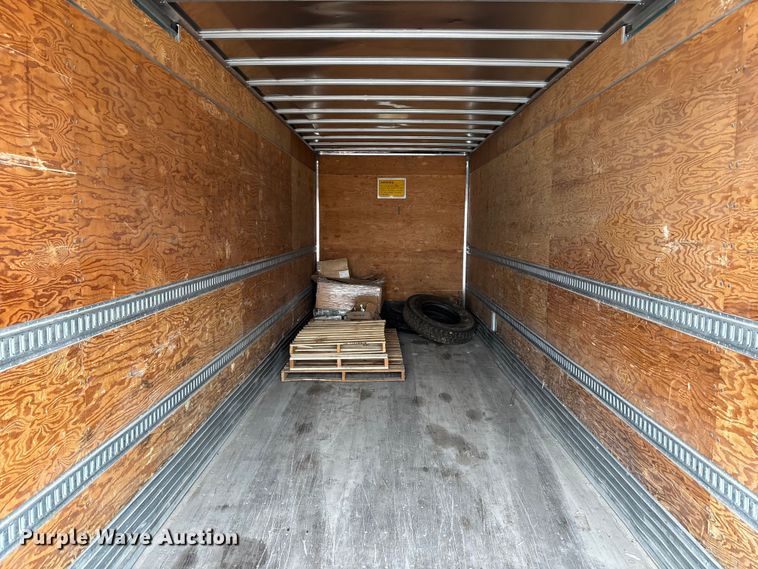 image for item FO3518 2013 Utility dry van trailer