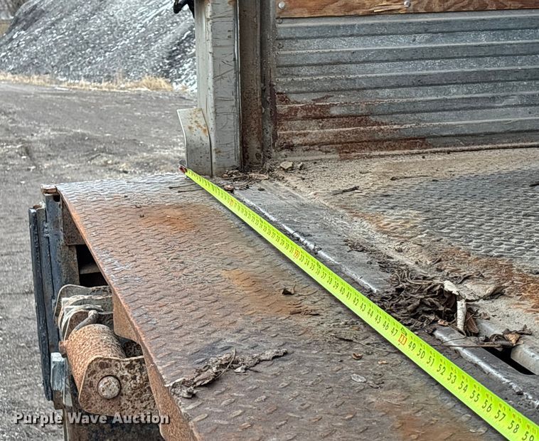 image for item FO3518 2013 Utility dry van trailer