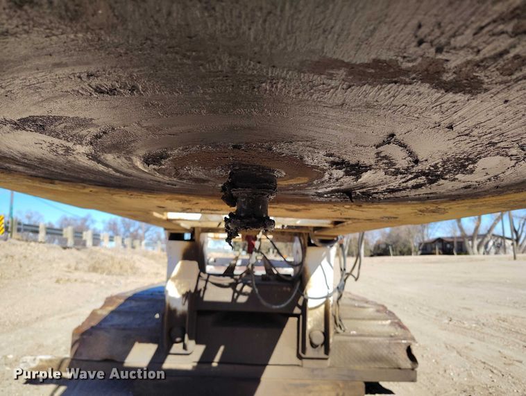 image for item IH9445 1996 Atoka lowboy equipment trailer