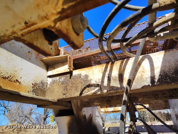 image for item IH9445 1996 Atoka lowboy equipment trailer