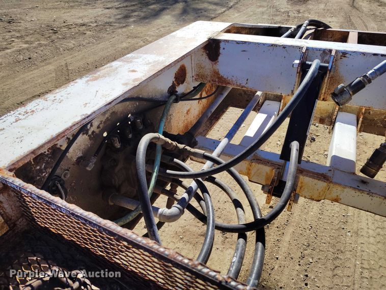 image for item IH9445 1996 Atoka lowboy equipment trailer