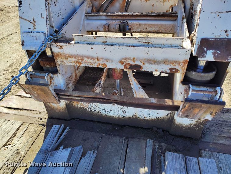 image for item IH9445 1996 Atoka lowboy equipment trailer