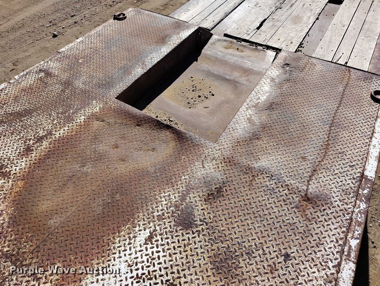 image for item IH9445 1996 Atoka lowboy equipment trailer