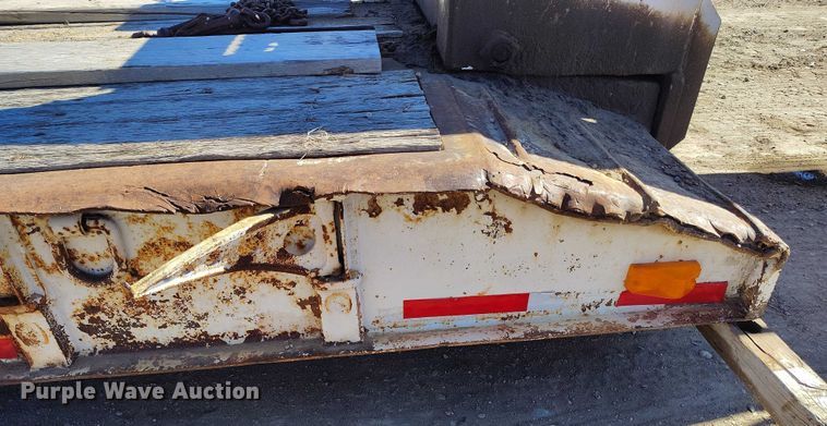 image for item IH9445 1996 Atoka lowboy equipment trailer