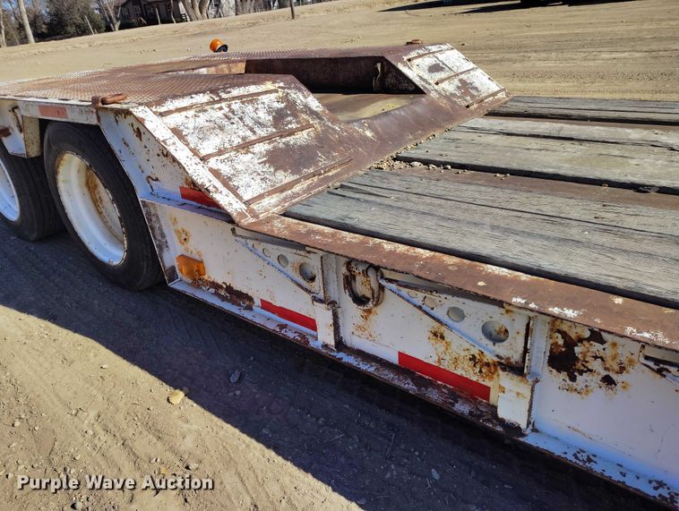 image for item IH9445 1996 Atoka lowboy equipment trailer