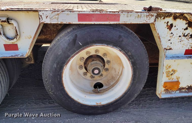 image for item IH9445 1996 Atoka lowboy equipment trailer