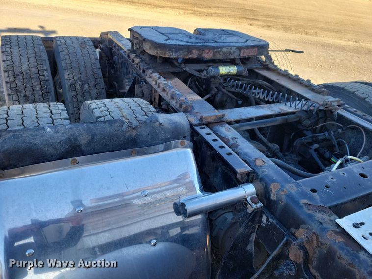 image for item NK9795 2017 International  Prostar semi truck