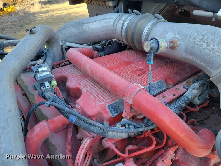 image for item NK9795 2017 International  Prostar semi truck