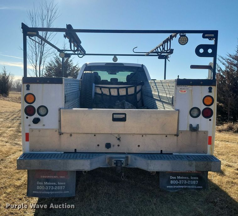 image for item NK9796 2017 Ford F450 Super Duty Ext. Cab utility / service truck