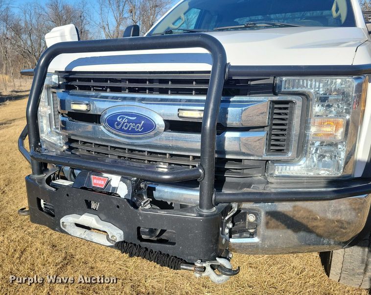 image for item NK9796 2017 Ford F450 Super Duty Ext. Cab utility / service truck