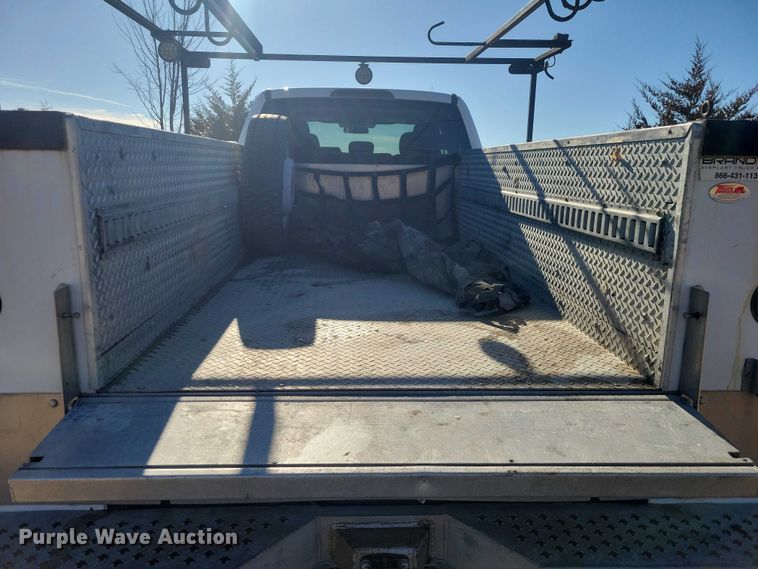 image for item NK9796 2017 Ford F450 Super Duty Ext. Cab utility / service truck