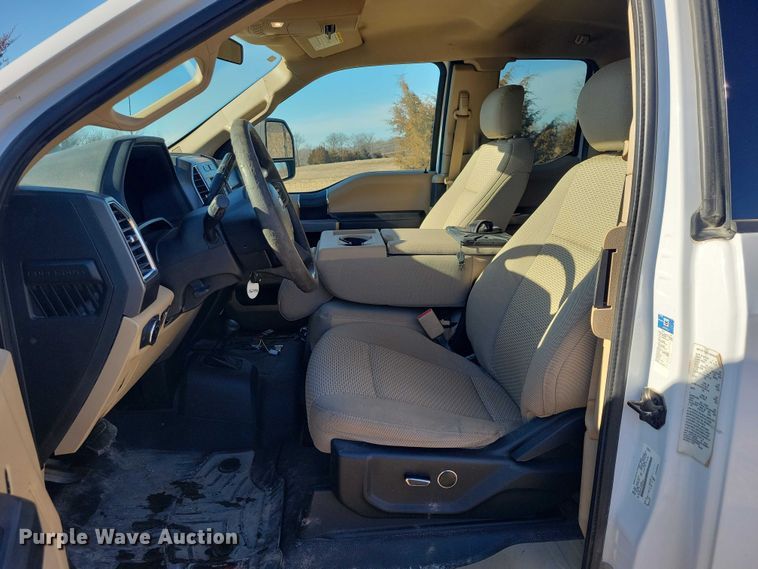 image for item NK9796 2017 Ford F450 Super Duty Ext. Cab utility / service truck