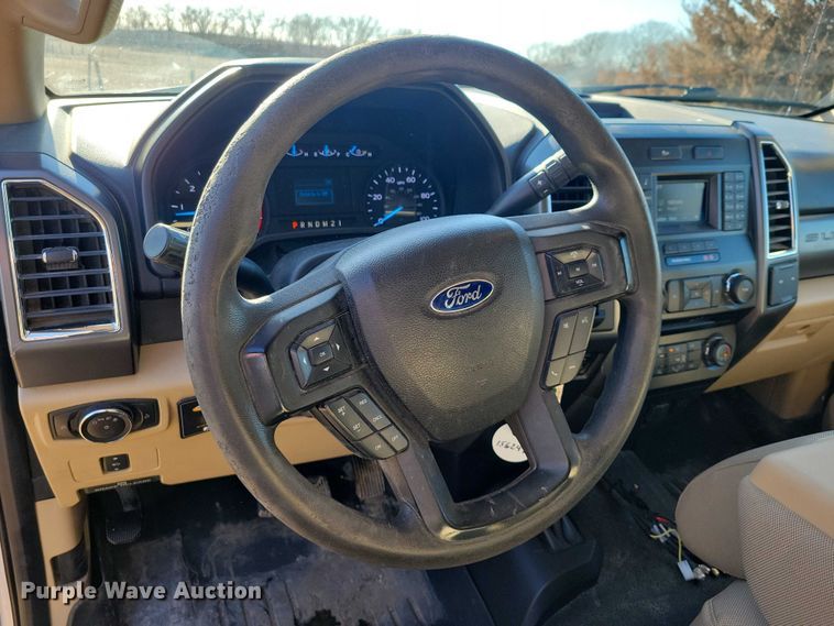 image for item NK9796 2017 Ford F450 Super Duty Ext. Cab utility / service truck