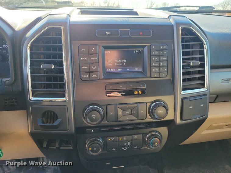 image for item NK9796 2017 Ford F450 Super Duty Ext. Cab utility / service truck