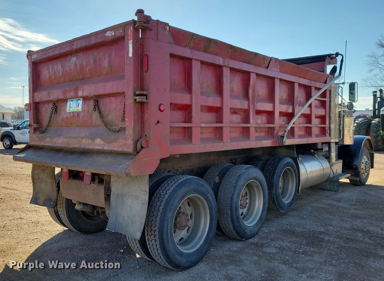 image for item NK9798 1990 Peterbilt 379 dump truck