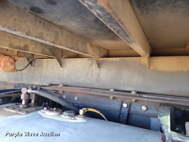 image for item NK9798 1990 Peterbilt 379 dump truck