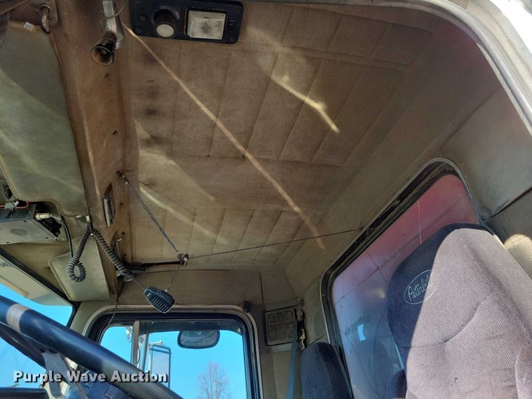 image for item NK9798 1990 Peterbilt 379 dump truck