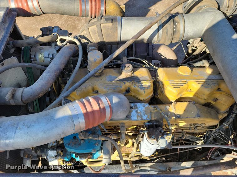 image for item NK9798 1990 Peterbilt 379 dump truck