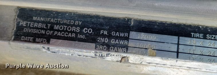 image for item NK9798 1990 Peterbilt 379 dump truck