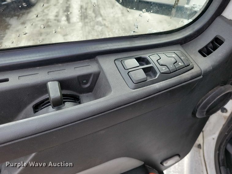 image for item NK9814 2020 Volvo VNL semi truck