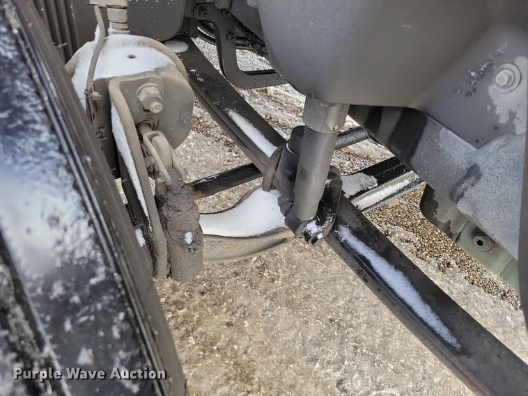 image for item NK9814 2020 Volvo VNL semi truck