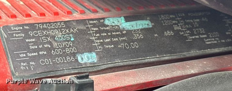 image for item OE9547 2011 Freightliner Cascadia semi truck