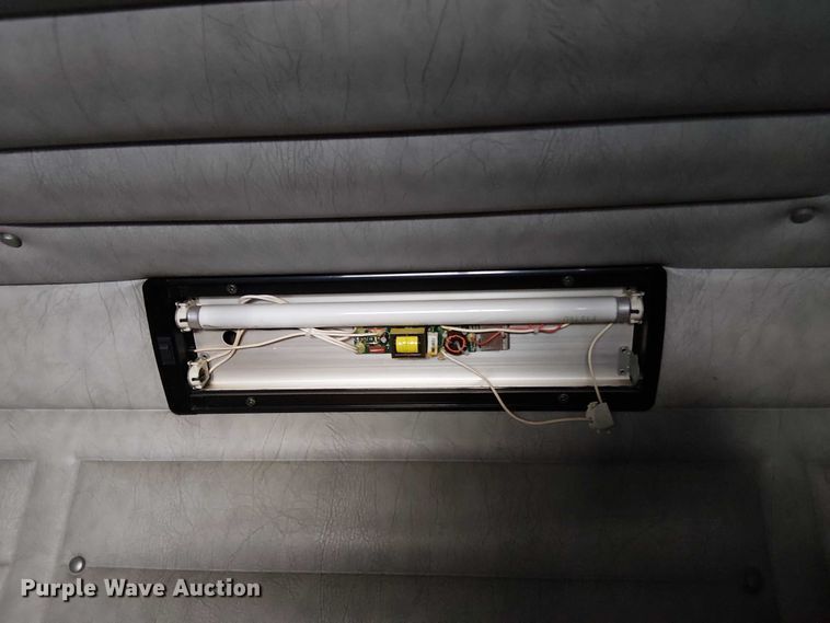 image for item OJ9946 2005 Peterbilt 379 semi truck