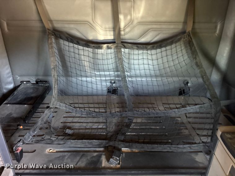 image for item YA0958 2013 Freightliner Cascadia semi truck