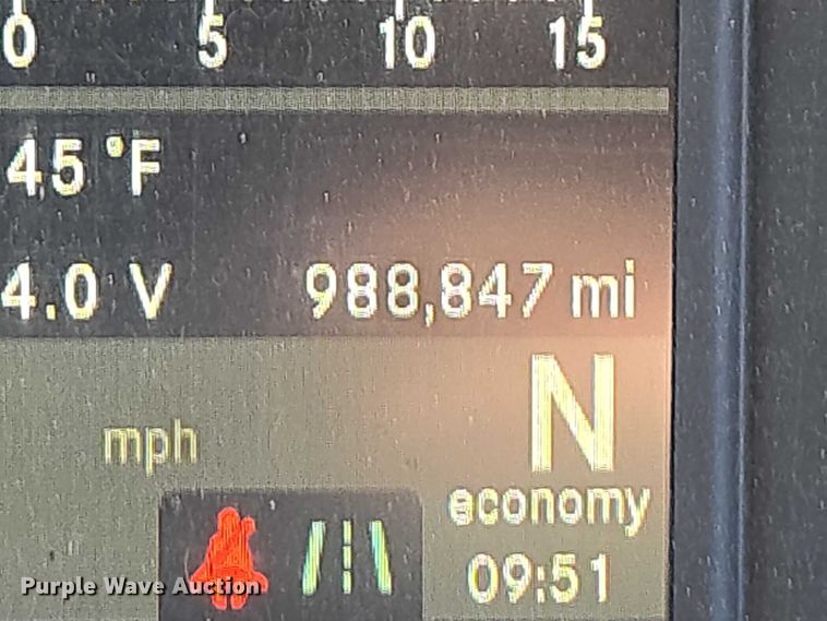 image for item YA1298 2019 Freightliner Cascadia  semi truck