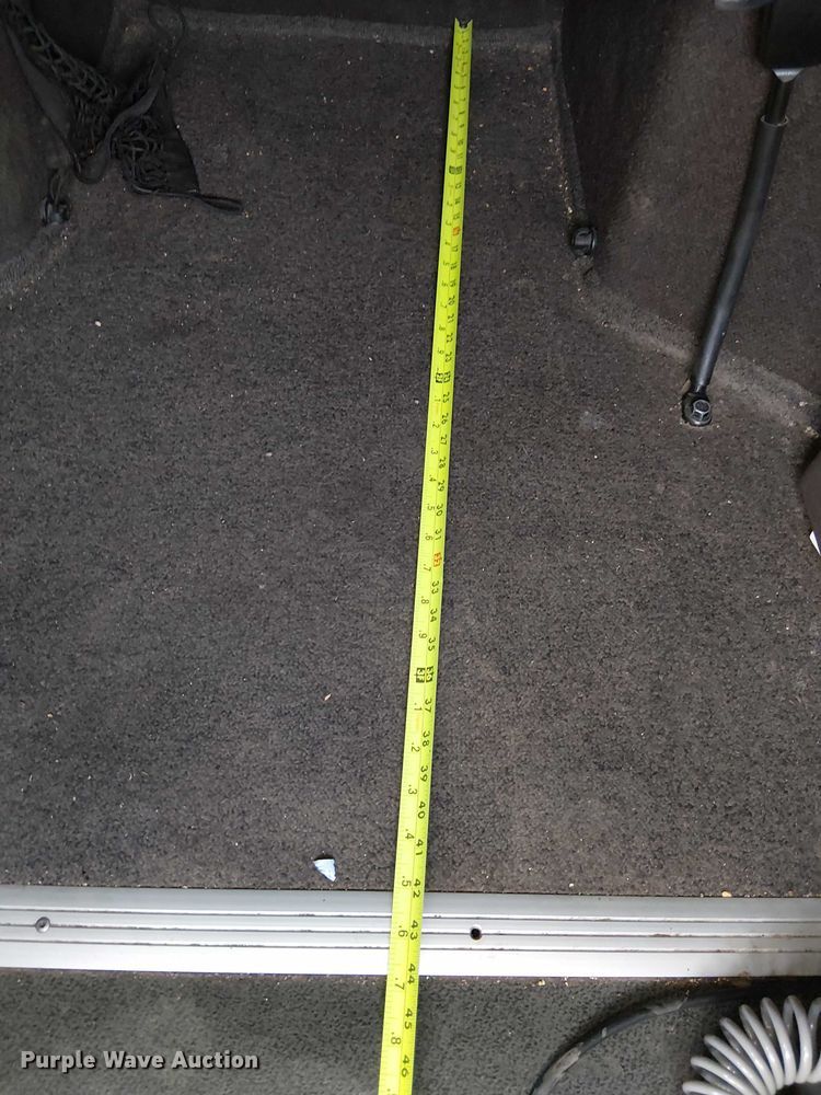 image for item YA1374 2018 Volvo VN semi truck