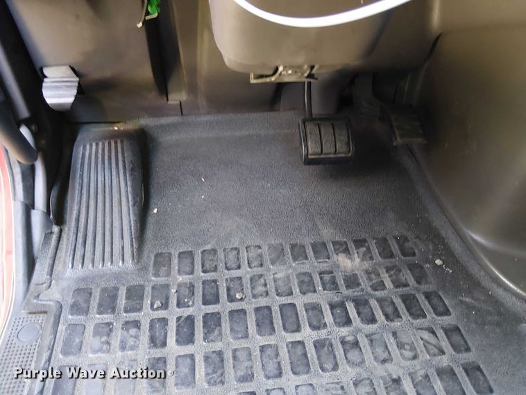 image for item YA1375 2018 Volvo VNL semi truck