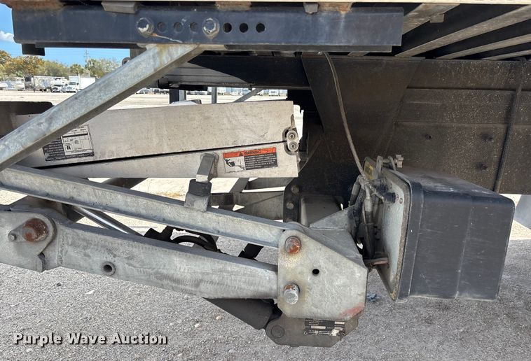 image for item YA1384 2019 Freightliner Business Class M2 box truck