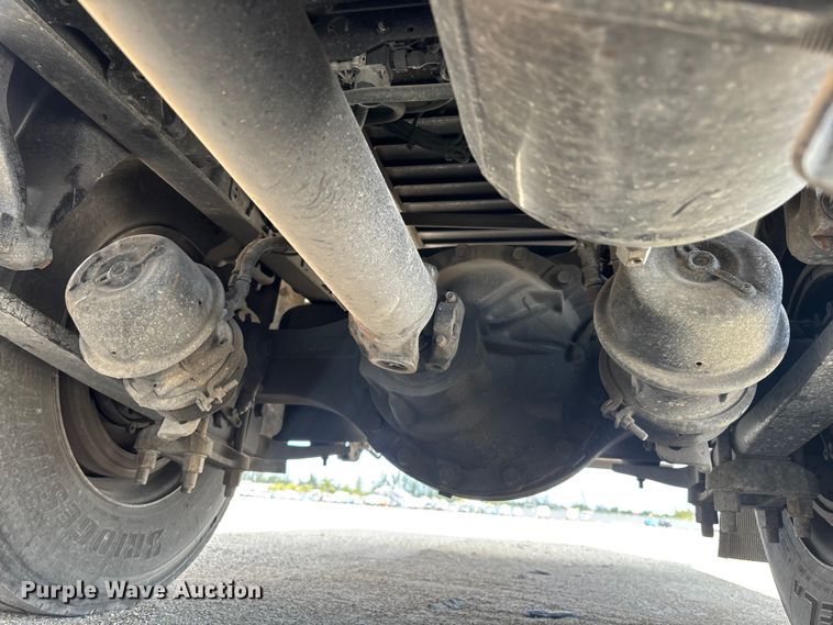 image for item YA1384 2019 Freightliner Business Class M2 box truck