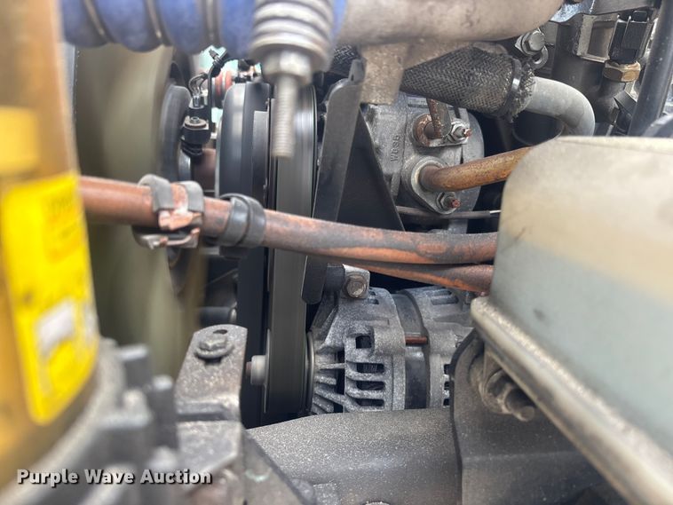 image for item YA1384 2019 Freightliner Business Class M2 box truck