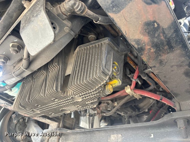 image for item YA1384 2019 Freightliner Business Class M2 box truck