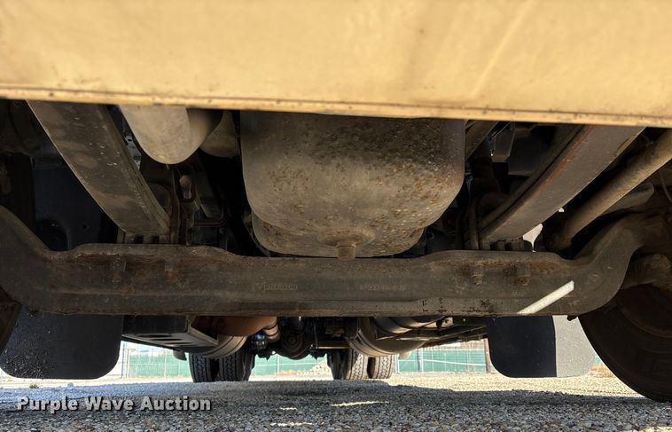 image for item YA1394 2017 Peterbilt 579  semi truck