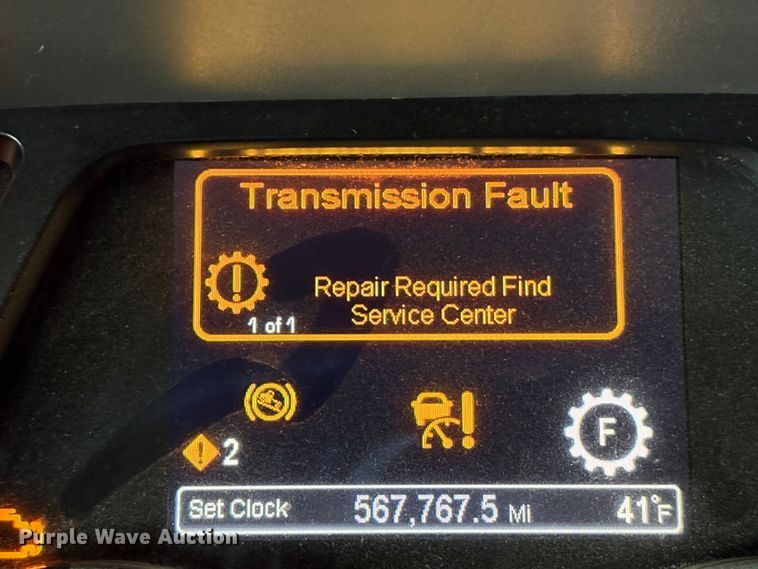 image for item YA1394 2017 Peterbilt 579  semi truck