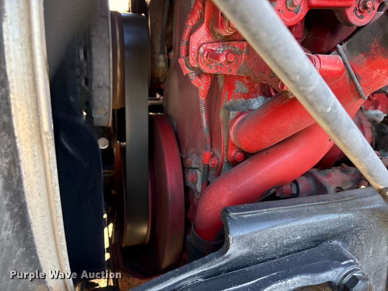 image for item YA1394 2017 Peterbilt 579  semi truck