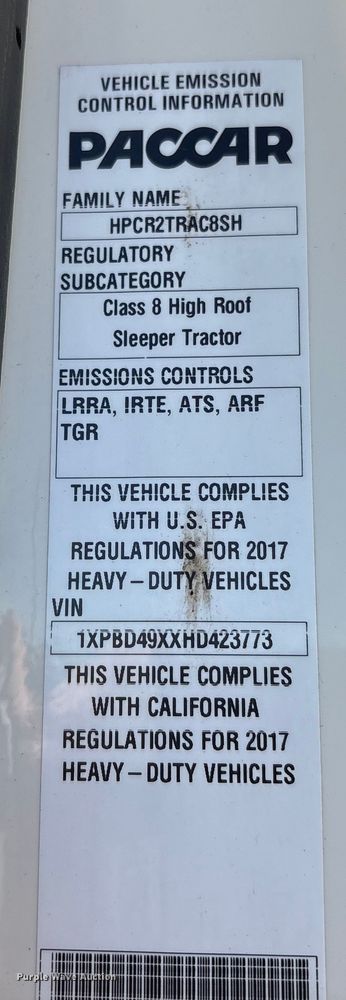 image for item YA1394 2017 Peterbilt 579  semi truck