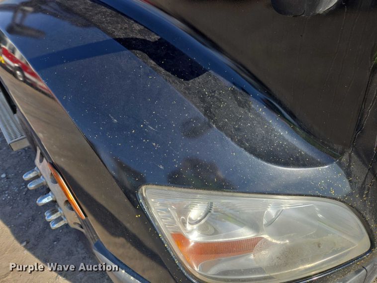 image for item YA1440 2019 Peterbilt 579 semi truck