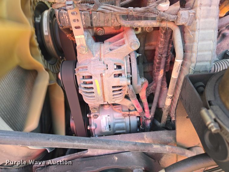 image for item YA1440 2019 Peterbilt 579 semi truck