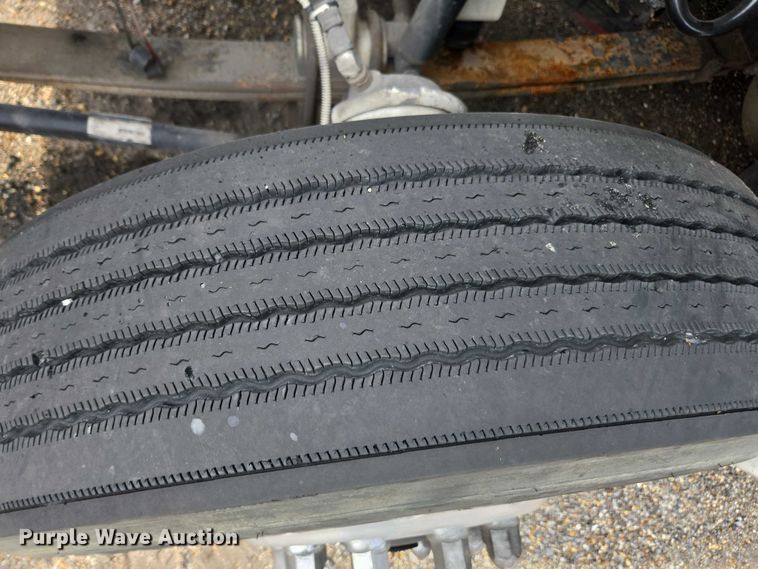 image for item YA1456 2018 Kenworth T680 semi truck