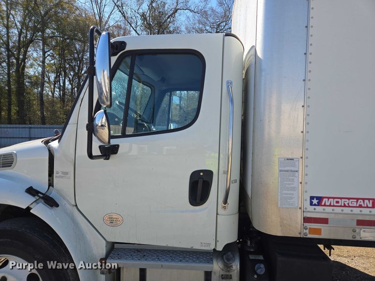 image for item YA1472 2019 Freightliner Business Class M2  box truck