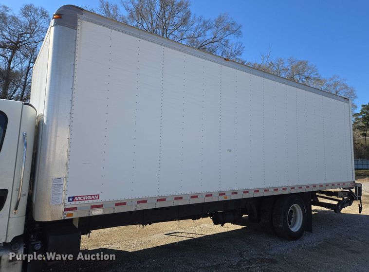 image for item YA1472 2019 Freightliner Business Class M2  box truck