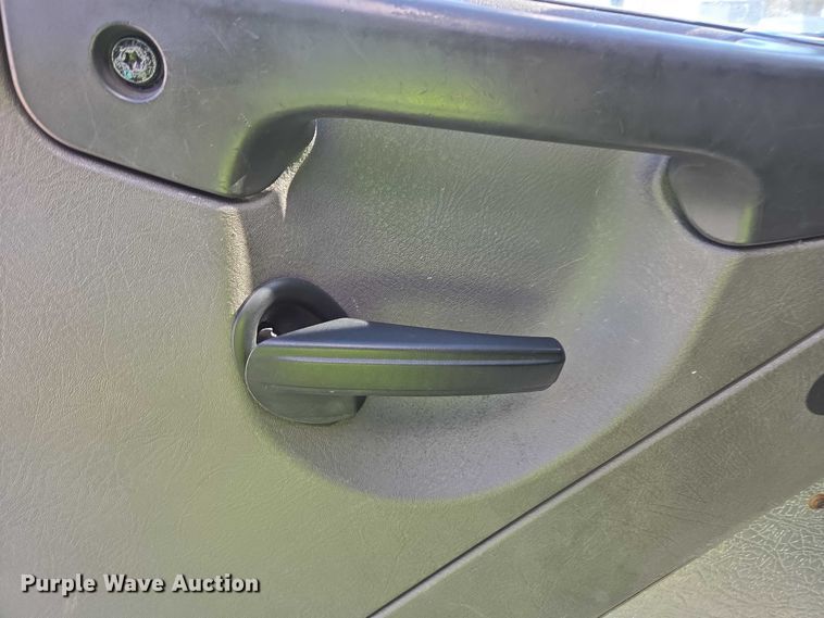 image for item YA1472 2019 Freightliner Business Class M2  box truck