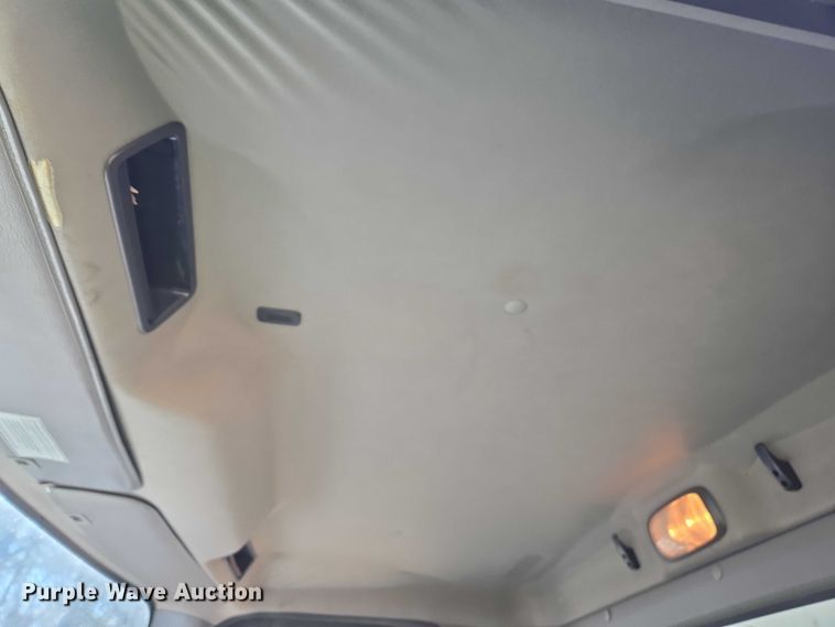 image for item YA1472 2019 Freightliner Business Class M2  box truck