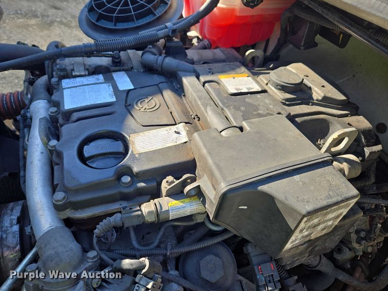 image for item YA1472 2019 Freightliner Business Class M2  box truck