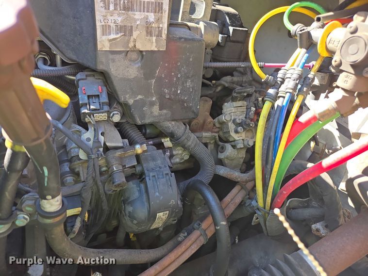 image for item YA1472 2019 Freightliner Business Class M2  box truck