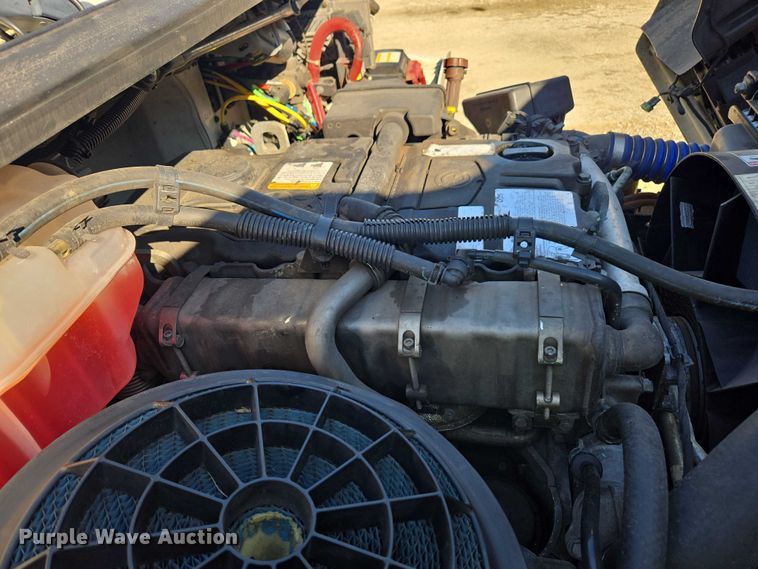 image for item YA1472 2019 Freightliner Business Class M2  box truck