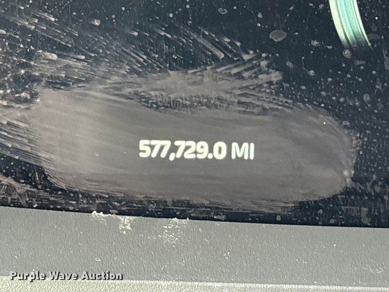 image for item YA1509 2023 Kenworth T680 semi truck